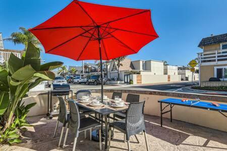 Awesome 3Br 2Bth 1 Block To Beach C2 Newport Beach Exterior photo